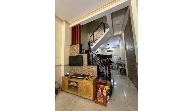 NHÀ MỚI 5 TẦNG-KHU PHÂN LÔ ĐỒNG BỘ-CHÍNH CHỦ XÂY NÊN-52M2 -HẺM NHỰA 7M