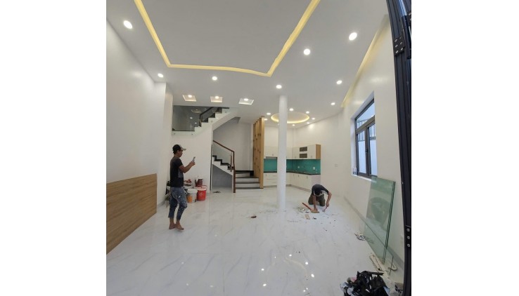 Bán nhà đẹp sát hẻm oto Bờ Bao Tân Thắng quận Tân Phú 8.2 x 7.2-4T chỉ 4.6 tỷ