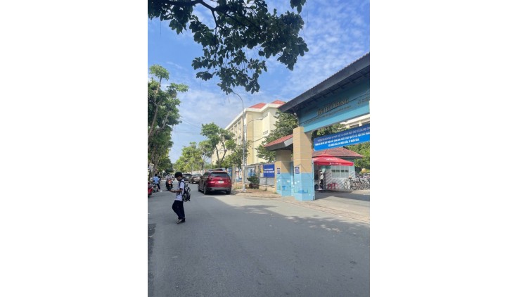 KHU VIP PHÂN LÔ ĐỒNG BỘ ĐẸP NHẤT ĐẶNG THUỲ TRÂM - GẦN CÔNG VIÊN BỜ KÈ SÔNG CỰC THOÁNG MÁT - 15 CHDV - GẦN MẶT TIỂN CỰC ĐẸP