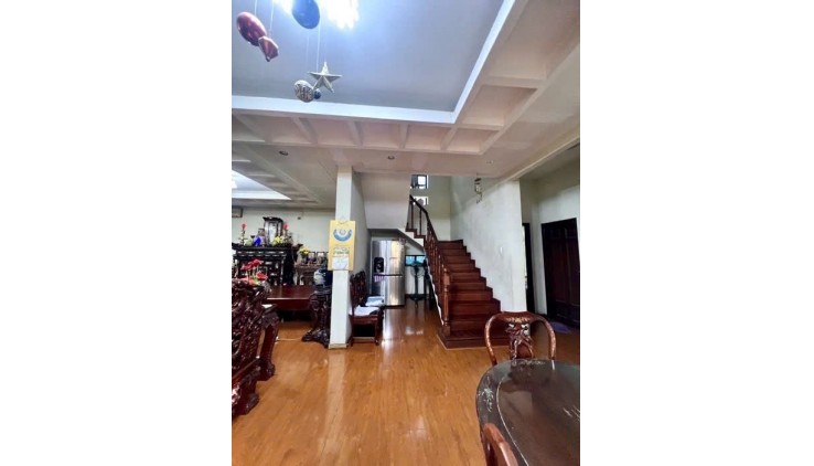 Bán Biệt Thự Khu Vip Sân Bay, Phổ Quang, P2, Tân Bình, 415m2, DT 14.1m x 29m, 83 tỷ TL