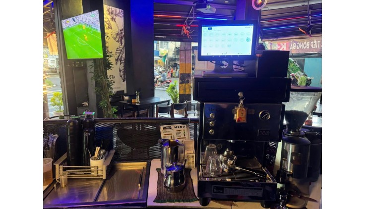 Sang nhượng quán cafe 2 mặt tiền tại Quận Tân Phú