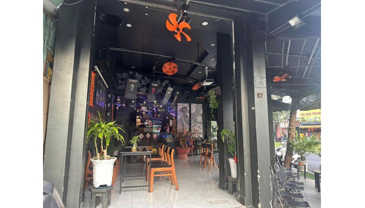 Sang nhượng quán cafe 2 mặt tiền tại Quận Tân Phú