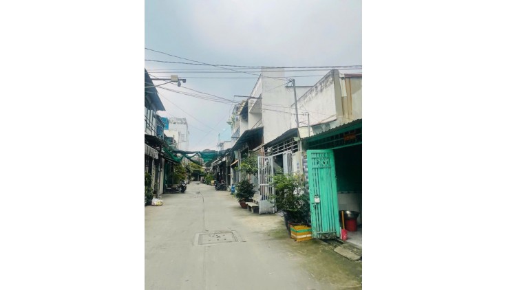NHÀ 4 TẦNG - ĐẤT MỚI - BÌNH TRỊ ĐÔNG - GIÁP TÂN PHÚ - HẺM XE TẢI THÔNG TỨ TUNG - 51M2 - 4x13M - SỔ VUÔNG VỨC - VÀO Ở NGAY - GIÁ CHỈ NHỈNH 4 TỶ XÍU