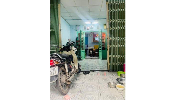 NHÀ 4 TẦNG - ĐẤT MỚI - BÌNH TRỊ ĐÔNG - GIÁP TÂN PHÚ - HẺM XE TẢI THÔNG TỨ TUNG - 51M2 - 4x13M - SỔ VUÔNG VỨC - VÀO Ở NGAY - GIÁ CHỈ NHỈNH 4 TỶ XÍU