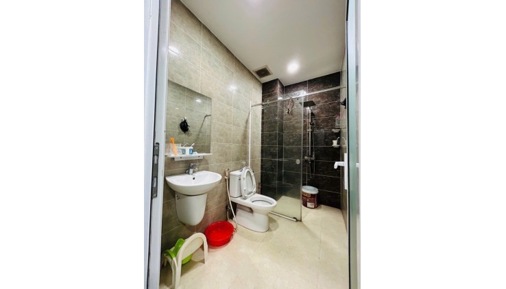 Bán nhà Lê Văn Lương 4.2*21 5 tầng phương Tân Kiển Quận 7 giá chỉ 11 tỷ