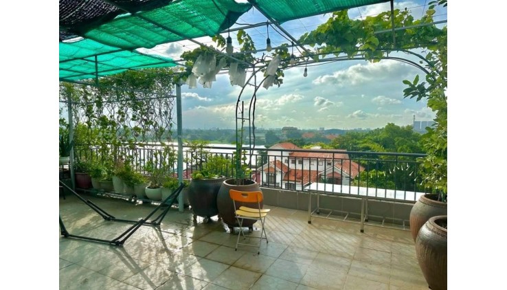 ĐỐI DIỆN C/VIÊN _ CHDV _ 4 TẦNG _ 160M(8×20) _ KHU BÊN SÔNG _ 25 TỶ