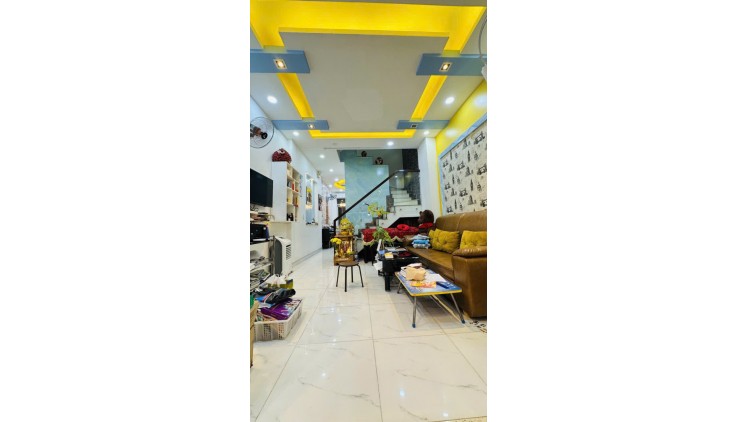 Bán nhà HXH 4*18 3 tầng mới đẹp Bình Thuận Quận 7 giá chỉ 8,9 tỷ