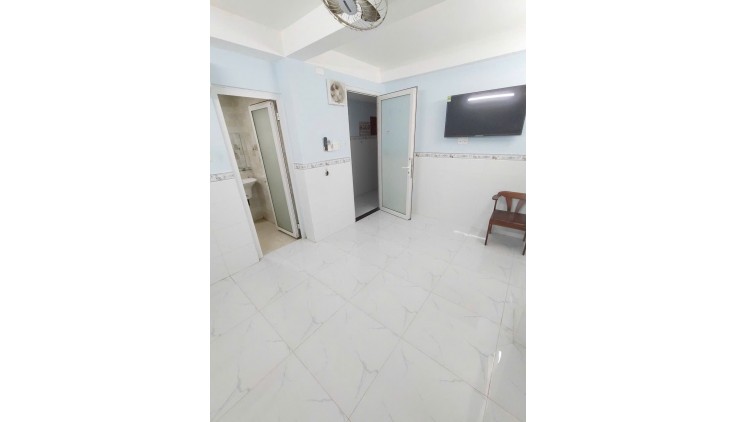 Bán nhà HXH 392//  Cao Thắng, ngay  Hoàng Dư Khương, 6x11m, 7 Tầng - hầm, 14.9 tỷ.