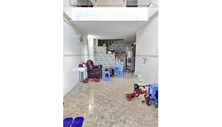 Bán nhà mặt tiền 4.5*30 Trần Xuân Soạn 4 tầng 6pn Tân Kiểng Quận 7 giá chỉ 11 tỷ