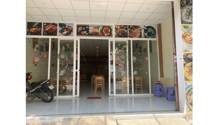 Cần sang quán mặt tiền Nguyễn Văn Quá, gần trường học khu dân cư đông đúc sầm uất