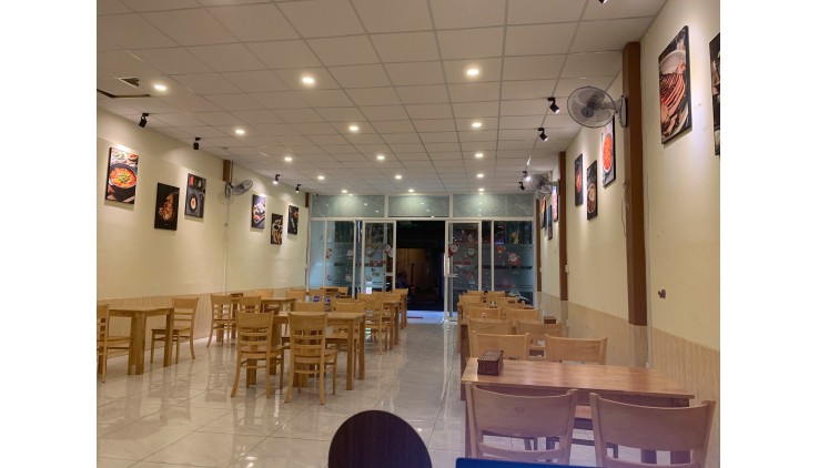 Cần sang quán mặt tiền Nguyễn Văn Quá, gần trường học khu dân cư đông đúc sầm uất