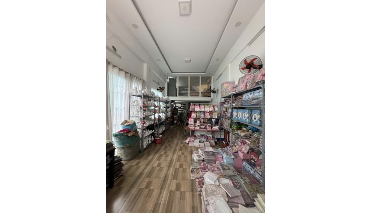 Bán nhà căn góc 2 mặt tiền kd Võ Thàng Trang, Tân Bình, dt 4.1m x 15m, 13 tỷ TL
