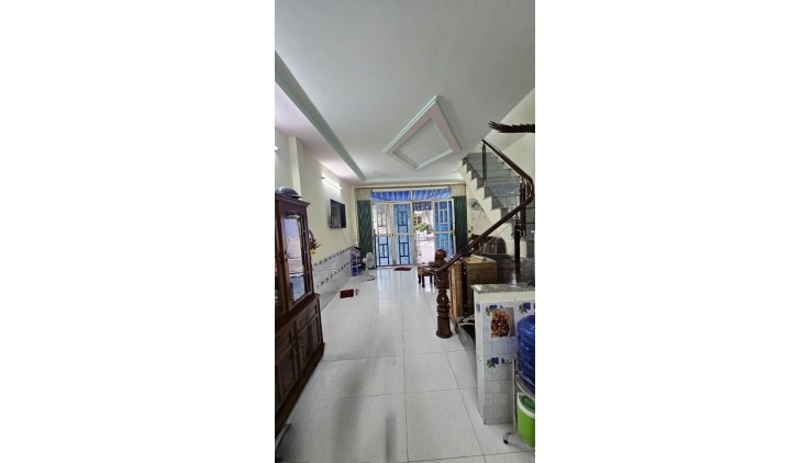 Bán nhà Tỉnh Lộ 10, Bình Trị Đông B, Bình Tân, ngang 5.7m x 9.2m, Chỉ 3.3 tỷ