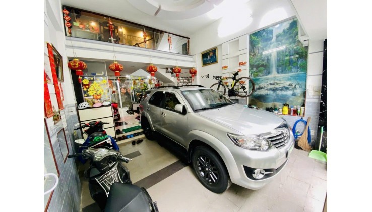 Bán nhà Hoàng Quốc Việt 65m2 5 tầng phường Phú Thuận quận 7 giá chỉ 11 tỷ