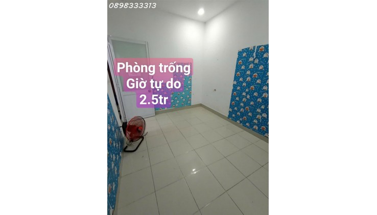 Cho thuê phòng trống, Mặt tiền đường Văn Cao, Giờ giấc tự do chỉ 2,5tr/tháng.