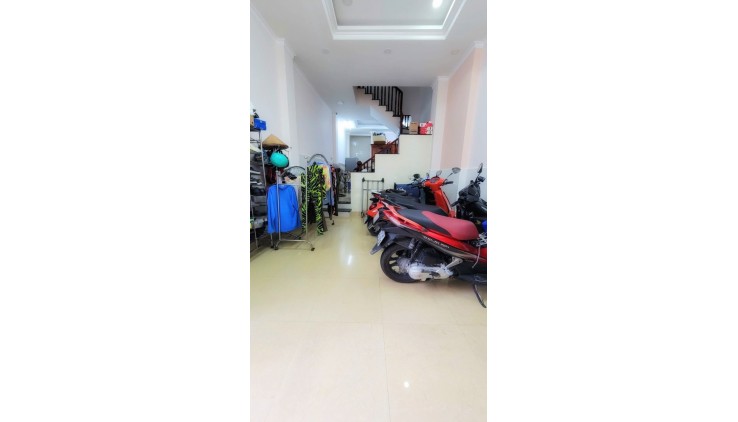 Bán nhà hẻm oto kế MT Ngay Nguyễn Sơn quận Tân Phú 4.2 x 16-2T chỉ 6.2 tỷ tl