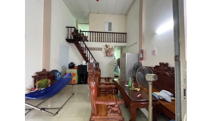 Bán nhà rẻ  kế MT Cách Mạng quận Tân Phú 5 x 13-2tang chỉ 4.1 tỷ tl