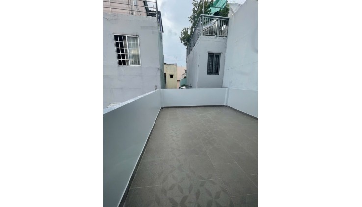 NHÀ MỚI ĐÓN TẾT, TT QUẬN 1, 50M2 4PN, HẺM THÔNG DÂN TRÍ - CHỈ 8.X TỶ