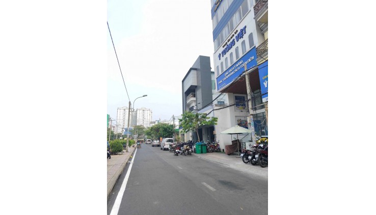 Bán nhà MTKD Hiền Vương quận Tân Phú DTCN 65m2-3 tầng chỉ 4,8 tỷ tl