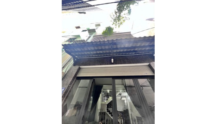 Bán nhà Nguyễn Chánh Sắt, P13, Tân Bình, dt 4m x 13m , 3 tầng sân thượng, giá 6.8 tỷ