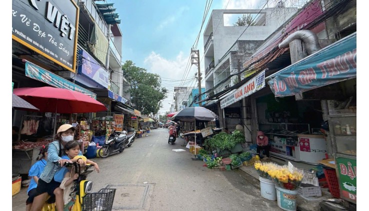 Bán Gấp mặt tiền Kinh Doanh ngay chợ 26/3 BHH Gần AEON Tân Phú 60m2,4 Tầng Nhỉnh 6 tỷ