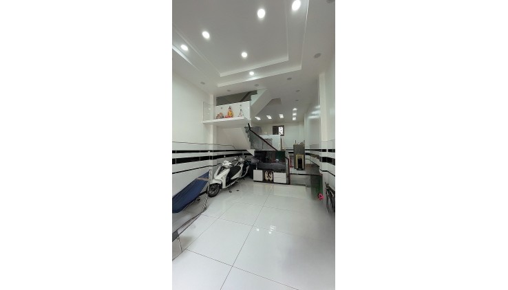 Bán nhà 1/ hẻm 6m Hoàng Xuân Nhị quận Tân Phú 4 x 12-3Tang chỉ 6.55 tỷ tl