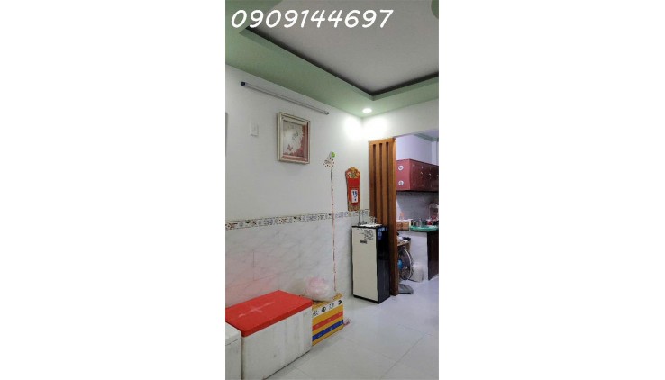 NHÀ 2 Tầng 1/ đường đường THỚI AN 15, phường THỚI AN, Q12, diện tích 40m2 (5mx8m) Hẻm Ôtô. Giá 3,35tỷ.