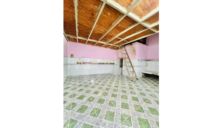 Bán nhà vị trí đẹp  Hem oto Kế MT AEON Tân Phú 6.3 x 22M chỉ 9.7 tỷ tl