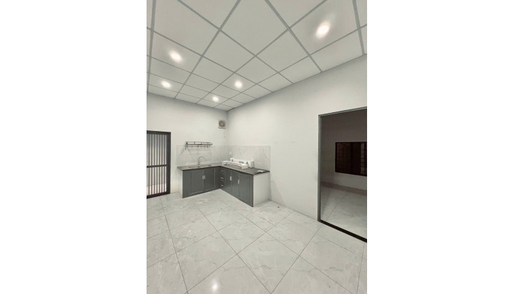Bán nhà Mặt tiền Nam Hòa - kết nối Võ Nguyễn Giáp, giáp Q1, 9x25m, Cấp 4, giảm  17 tỷ.