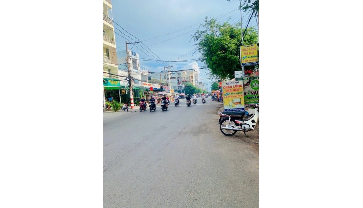 BÁN NHÀ GÒ VẤP - PHẠM VĂN CHIÊU - 4 x 13m - 3PN - HẺM XE HƠI THÔNG - 4 TỶ 9?? Chốt