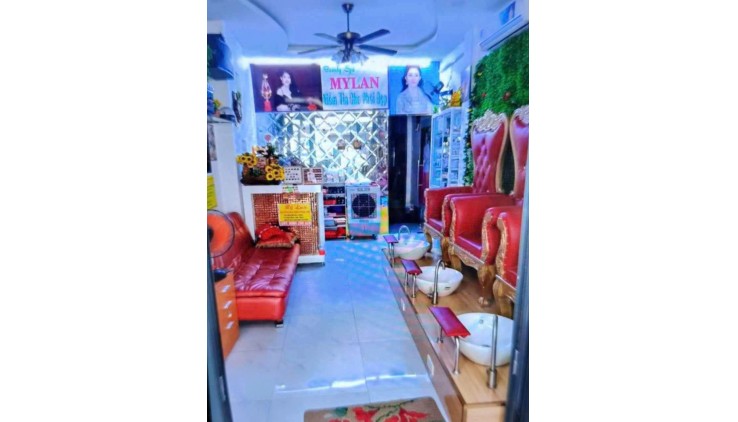 Sang nhượng tiệm nail Kv quận Gò Vấp - ngay chợ Thạch Đà