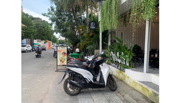 Bình Thạnh ! Sang Quán Cà Phê Quận Bình Thạnh đối diện Đại học GTVT, Sdt : 0777148639 ( chính chủ )