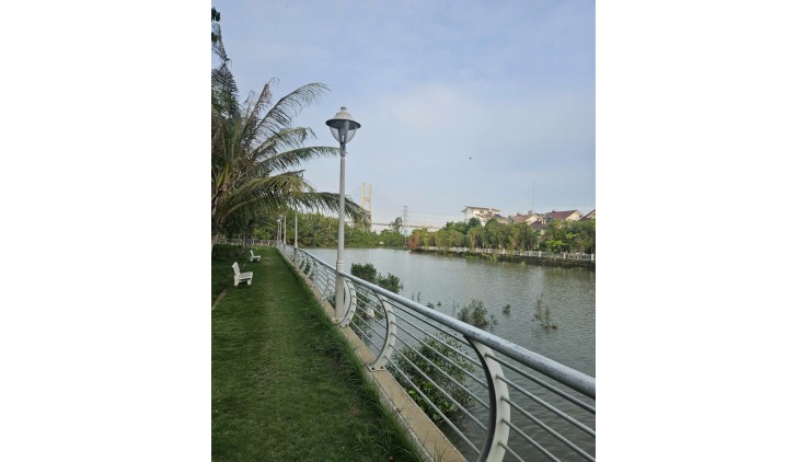 Bán nhà riêng 9*19 Bùi Văn Ba 4 tầng 5pn Tân Thuận Đông Q7 giá chỉ 22.5 tỷ