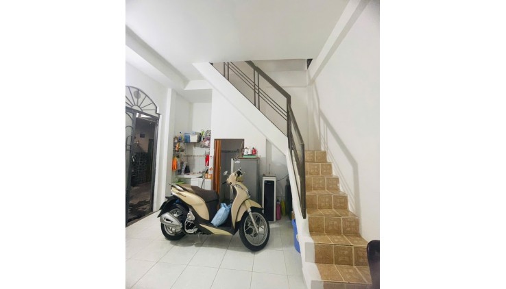 Bán nhà Nguyễn Văn Công, Gò Vấp (5.2x4) chỉ 2.X TỶ