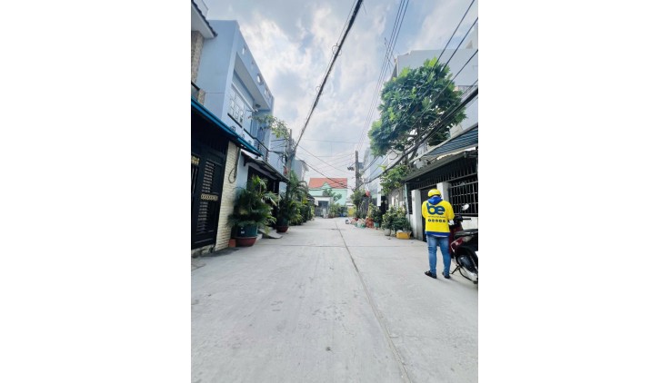 Nhanh mới kịp Đ số 12 BHH còn sót lại lô đất lọt khe cực đẹp hẻm 6m 82m2  Nhỉnh 4 tỷ