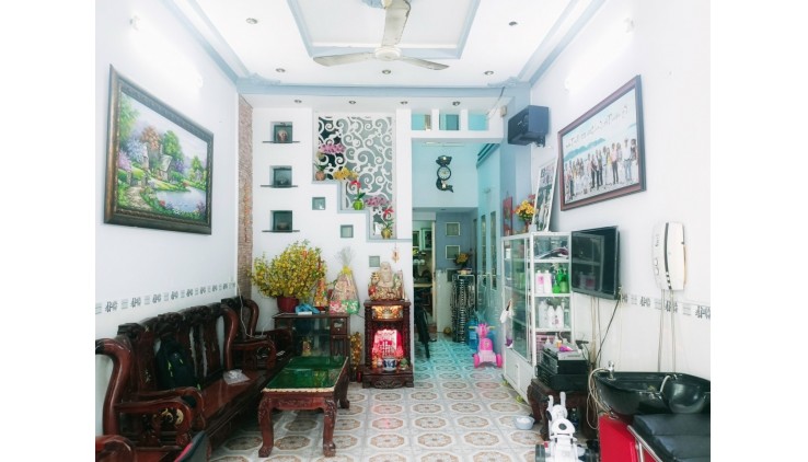Bán nhà 1/ hẻm 6m kênh Tân Hóa quận Tân Phú 4 x 16-3 tầng chỉ 5.5 tỷ tl