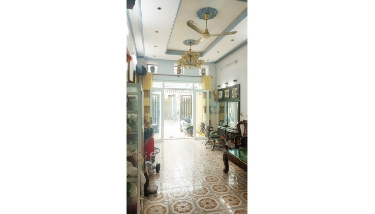 Bán nhà 1/ hẻm 6m kênh Tân Hóa quận Tân Phú 4 x 16-3 tầng chỉ 5.5 tỷ tl