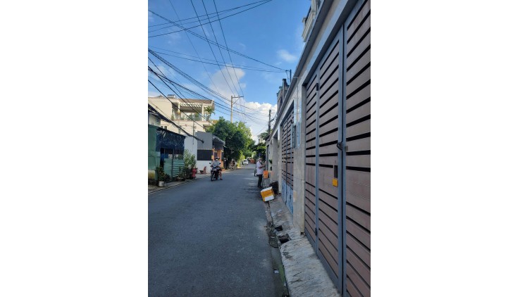 Bán gấp MT kinh doanh Thới An Q12, ngay UBND Q12, 71m2 nhỉnh 4 tỉ