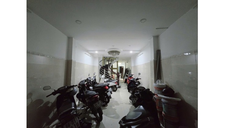 Bán nhà riêng 3,6*20 dòng tiền Dương Bá Trạc 12pn phường 1 Q8 giá chỉ 10,9 tỷ