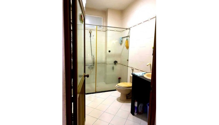 Nhà 50m2 Mặt Tiền đường Giải Phóng P4 Tân Bình, 3 tầng, chỉ 20 tỷ