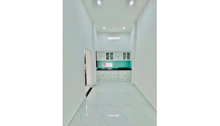 NƠ TRANG LONG.UNG BƯỚU - GIA ĐỊNH - SAU CĂN MẶT TIỀN 4.TỶ . NHỈNH.