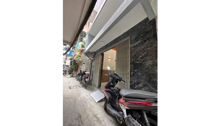 NGANG 4,3 NỞ TÀI LỘC 4.5 DÀI 7.8
3 TẤM CÓ TỶ HƠN