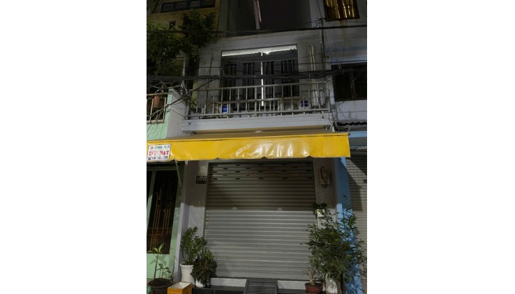 Mặt tiền Hẻm xe hơi quay đầu 30m2 - Q10 - nhà mớ -i 3.4m nở hậu - 10M ra nguyễn kim
