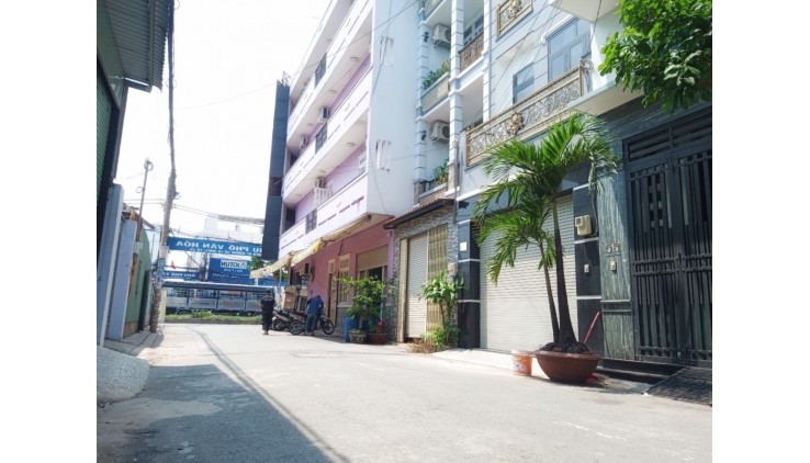 Bán nhà 1/ hẻm 6m Thoại Ngọc Hầu quận Tân Phú 4 x 20- 4 tang chỉ 7,5 tỷ tl