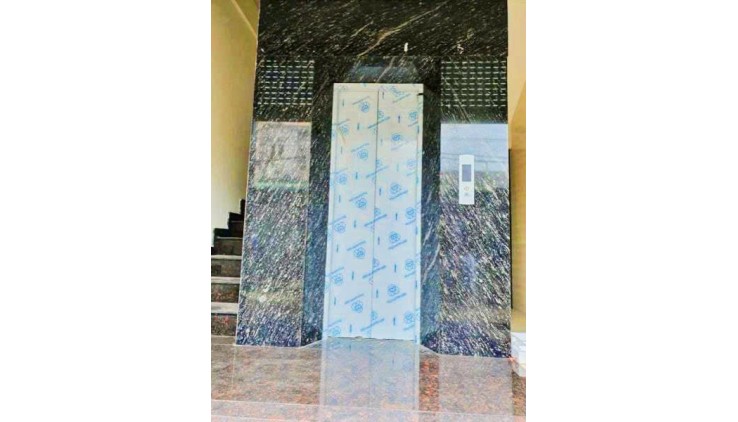 Tòa Nhà Vp Lô góc 5 tầng đường Bùi Văn Ngữ, phường HT, Q12, dt 85m2 (4,3mx20m). Đường 8m. Giá 9,5Tỷ