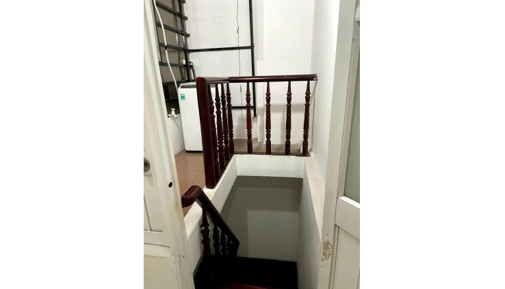 Cho Thuê Nhà 123/5 Lê Thị Riêng, Phường Bến Thành, Quận 1