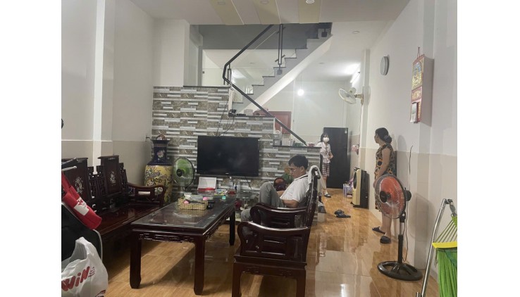 Bán nhà Cộng Hòa- tân Bình(4*22m), dòng tiền 15tr tháng,, cách mặt tiền 100m, 7.3tỷ