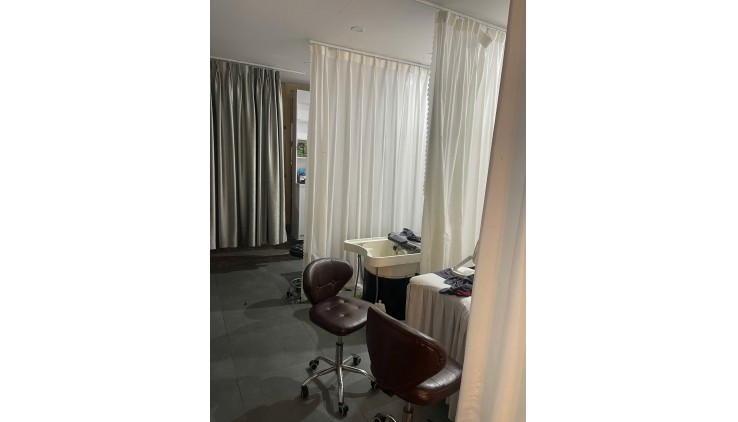 Cần sang nhượng gấp tiệm Tóc - Spa Đường 36 Linh Đông