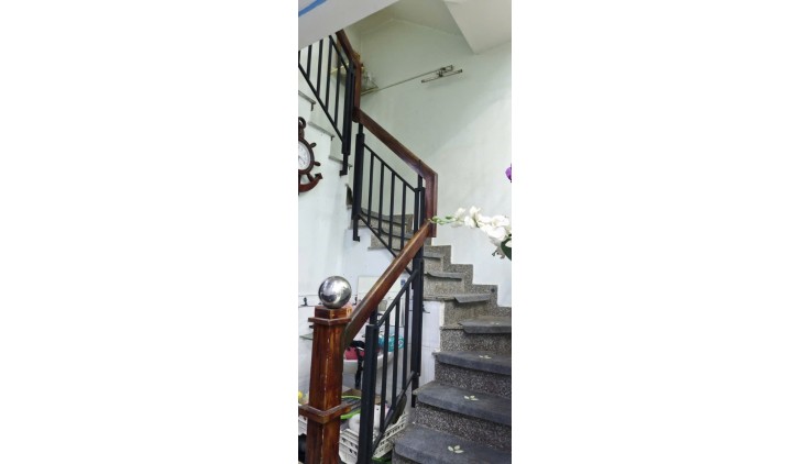 Ngon quá ngon Đ số 15 BHH gần Aeon Tân Phú hẻm 6m thông xe hơi 40m2,4Tầng Nhỉnh 4tỷ