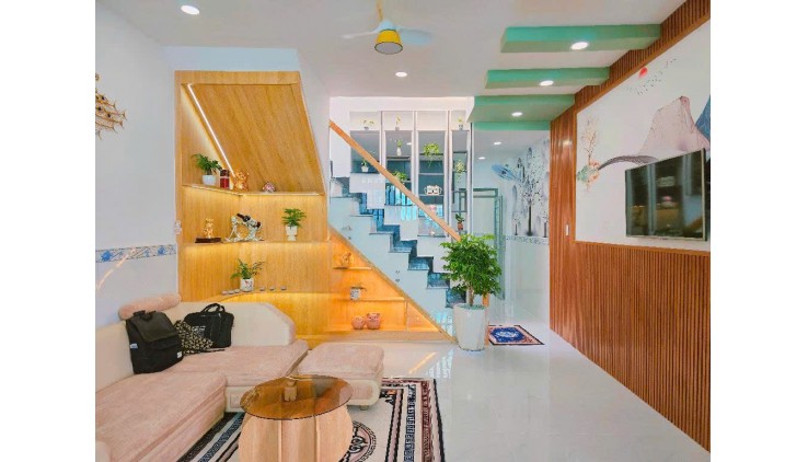 BÁN NHÀ GÒ VẤP THỐNG NHẤT PHƯỜNG 16, 60M2, 3PN - NHÀ ĐẸP MỚI TINH - TẶNG FULL NỘI THẤT - NHỈNH 4 TỶ 5 TL